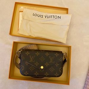 Lv Felicie Strap & Go bag with removable card holder